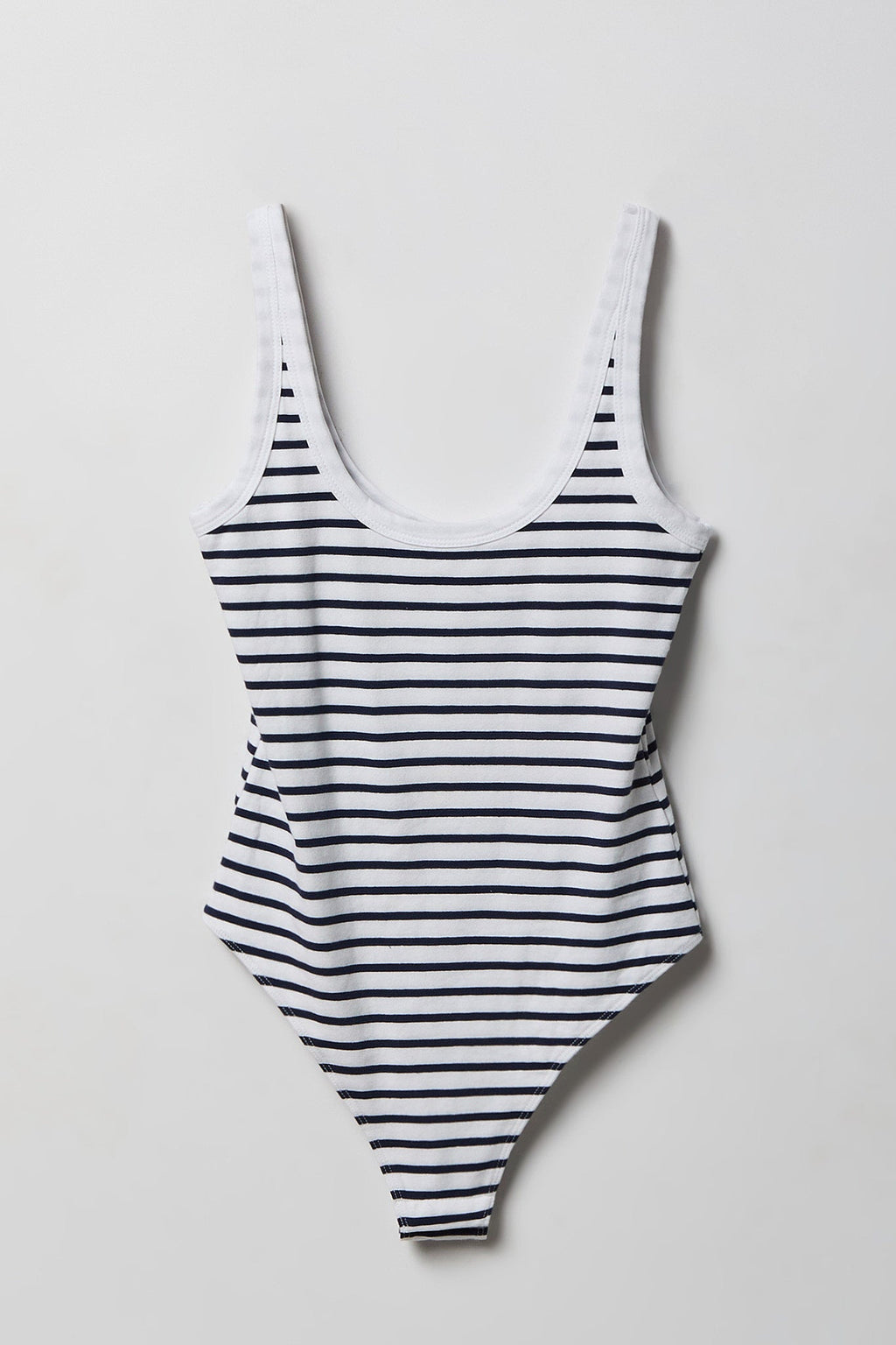 Contour Scoop Neck Bodysuit