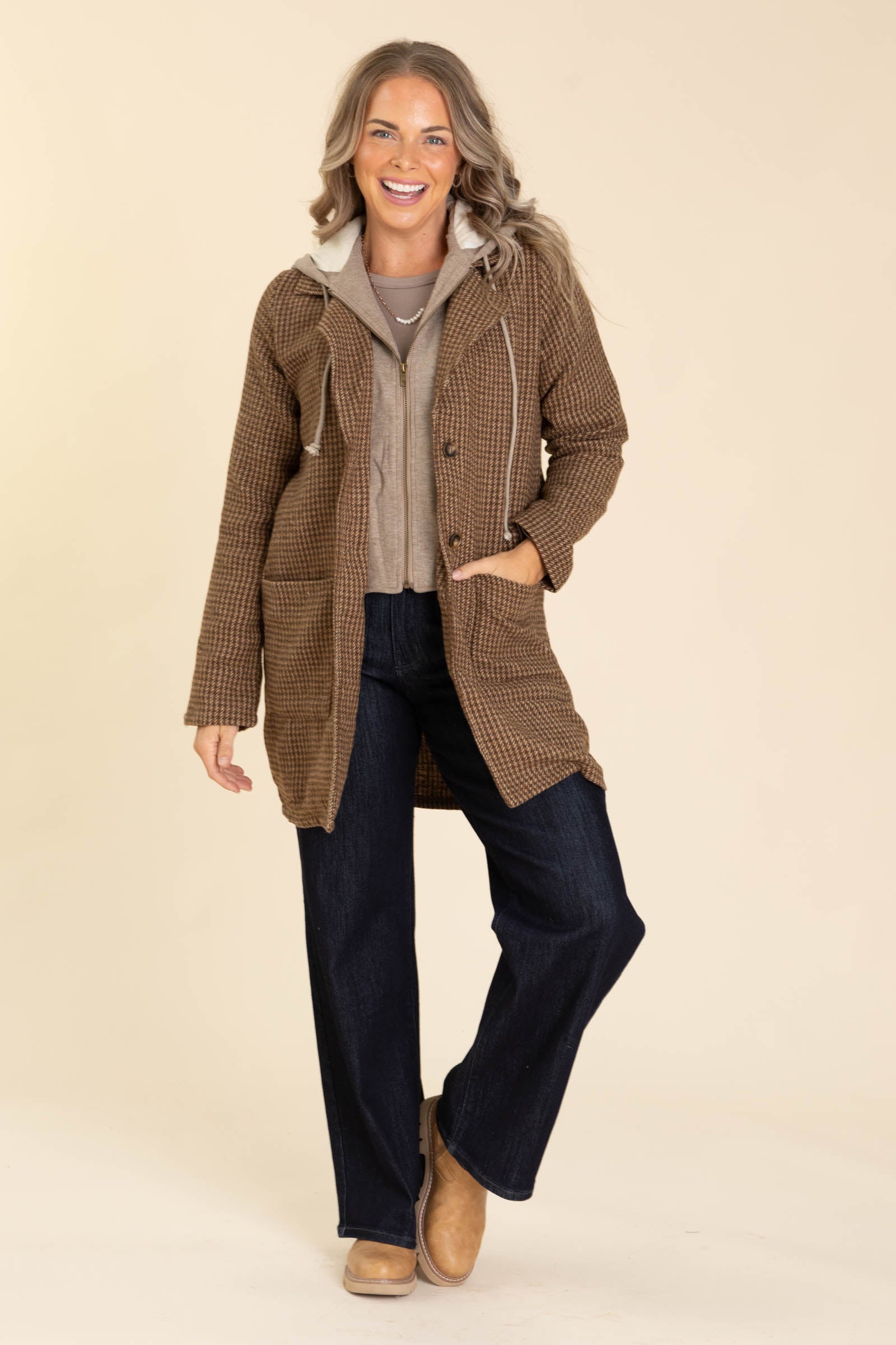 Camel Houndstooth Blazer With Sweatshirt Lining