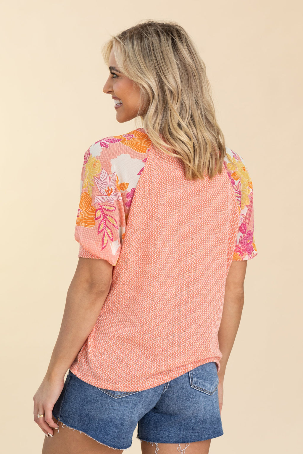 Coral Textured Floral Puff Sleeve Knit Top
