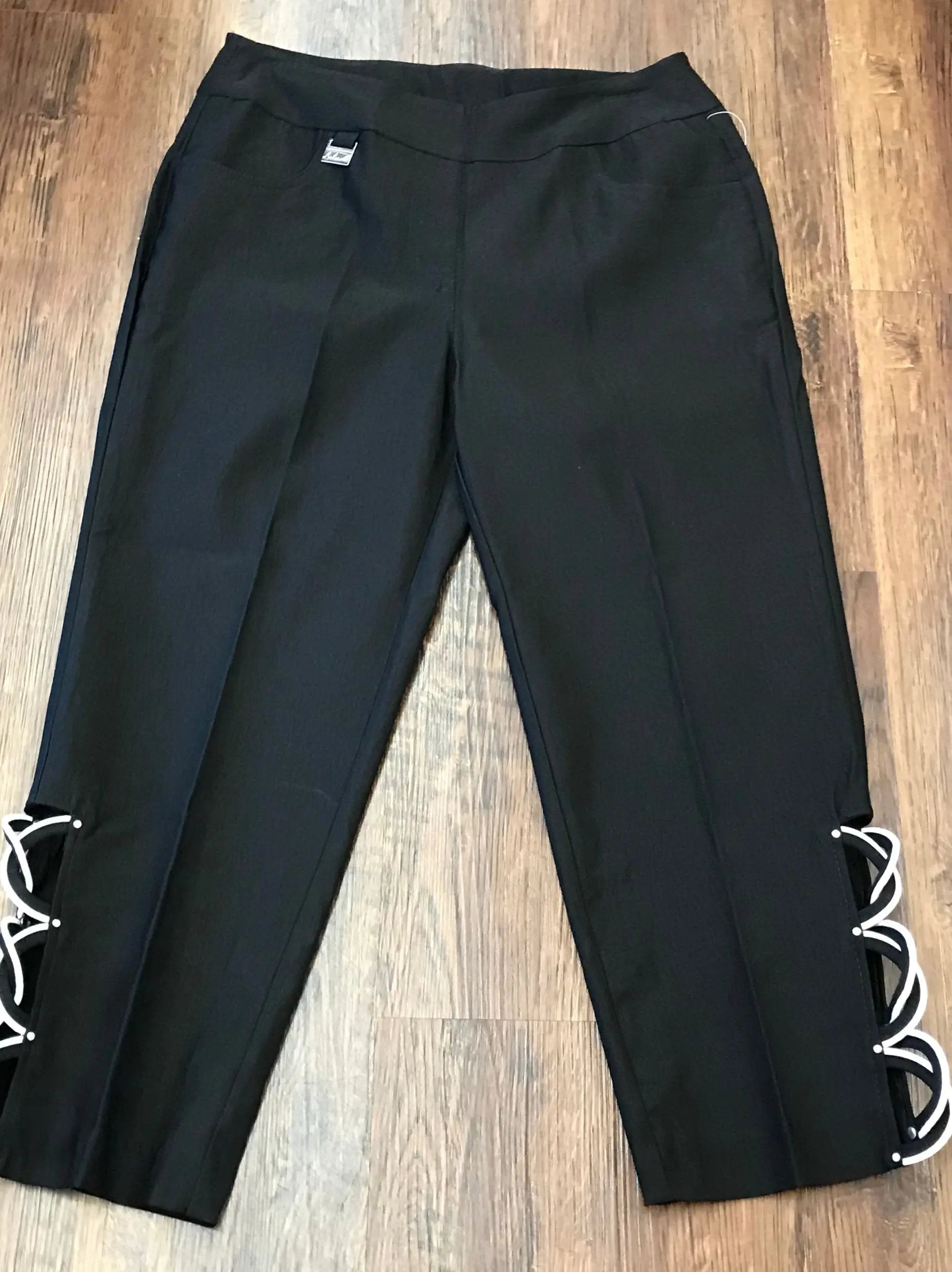 RHINESTONE CAPRI BLACK
