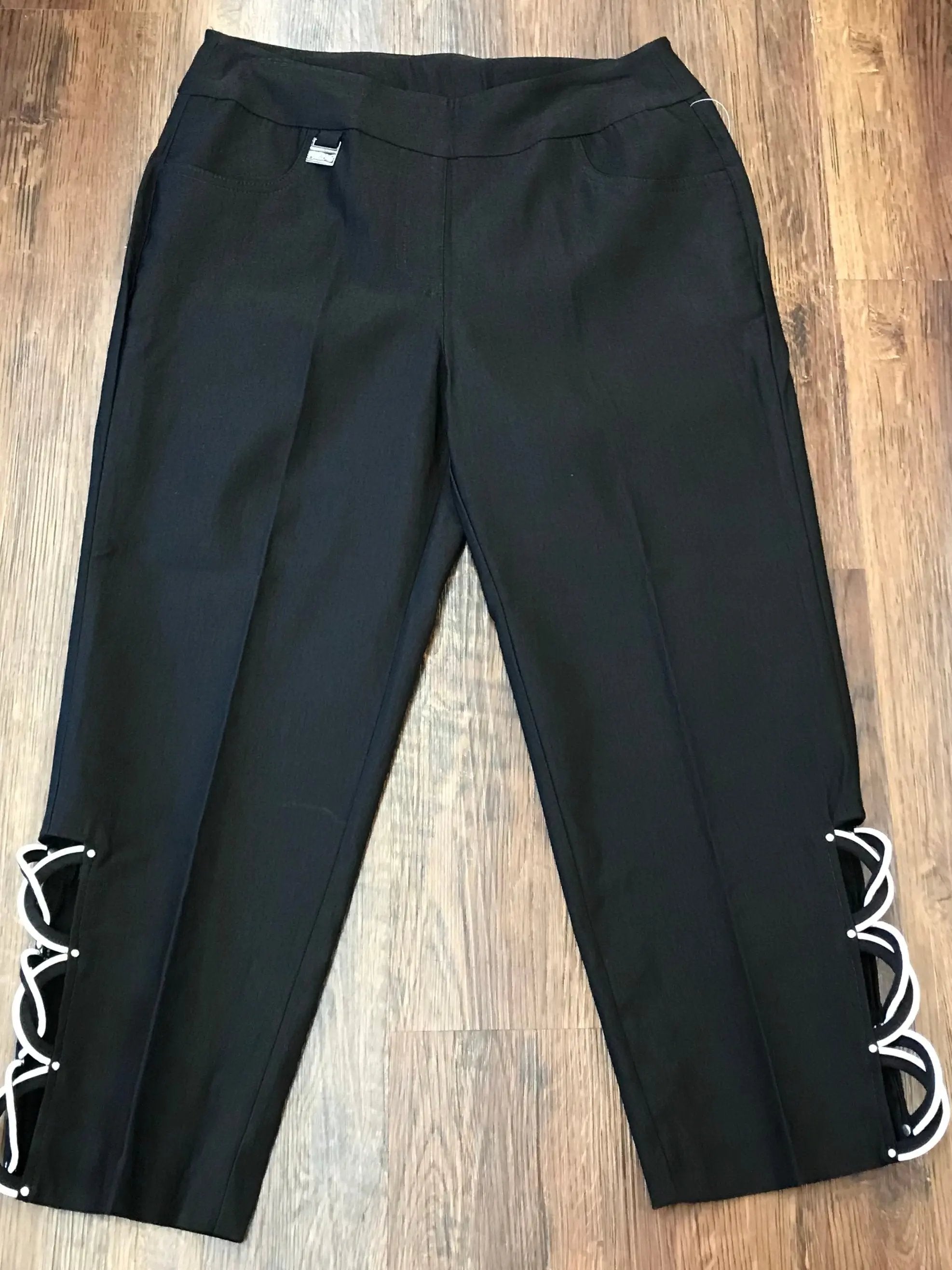 RHINESTONE CAPRI BLACK