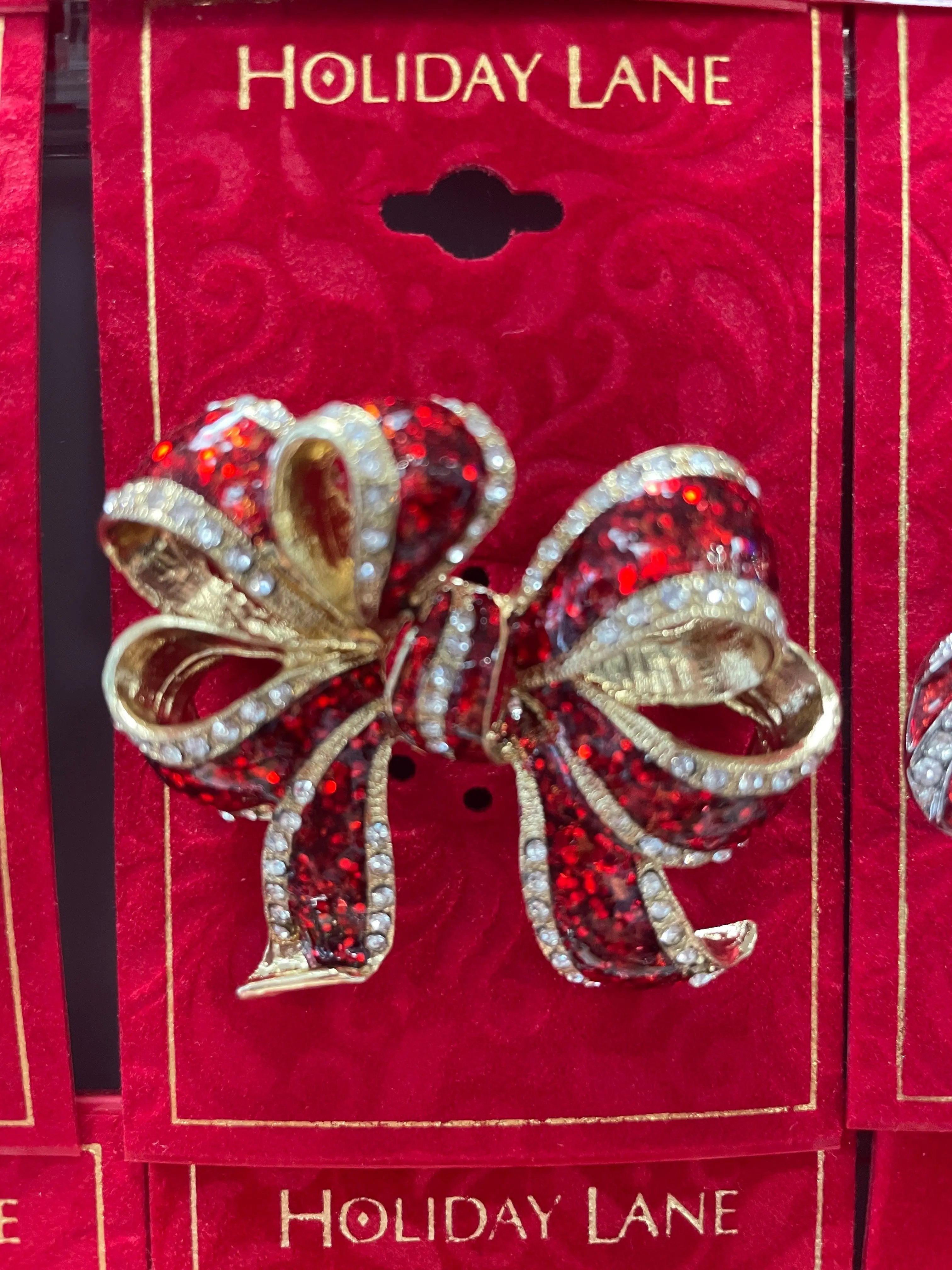 Red Ribbon Pin