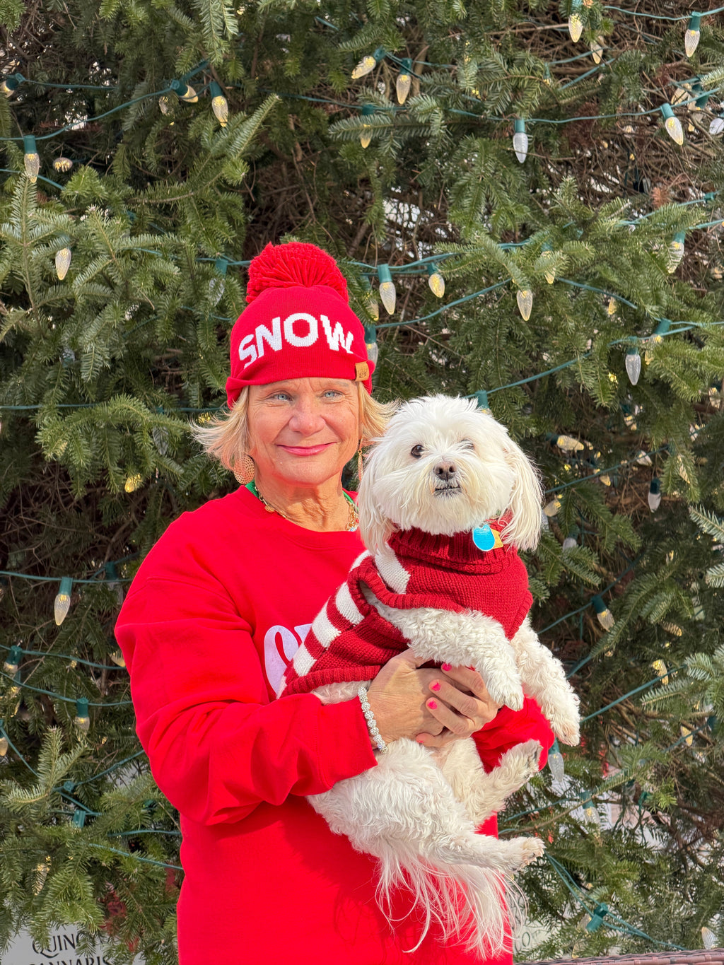 Red Snow Pom Hat