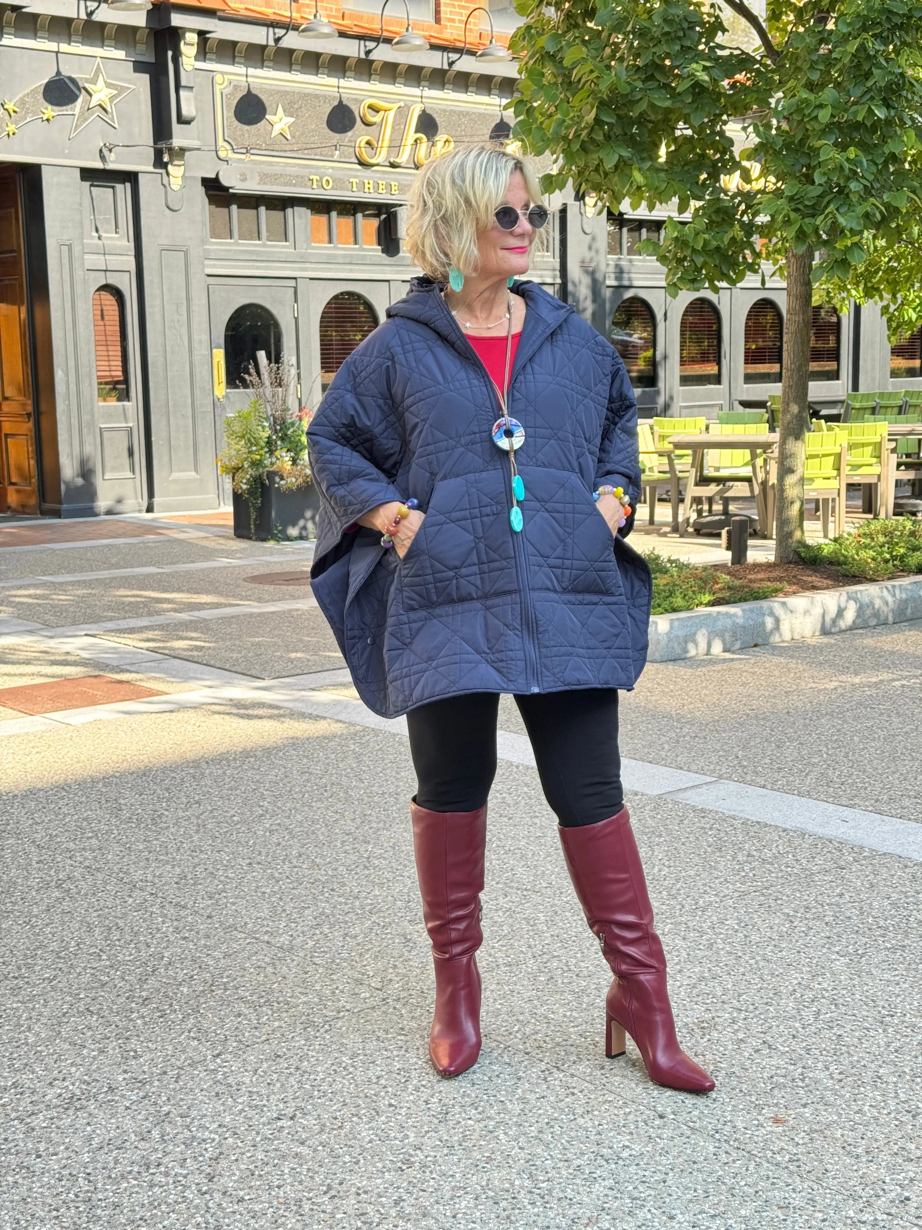 MULTI NAVY CIRCLE NECKLACE
