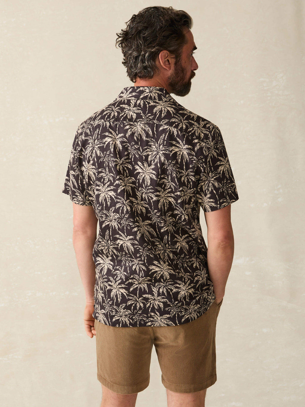 Short-Sleeve Hemp Blend Camp Shirt - Charcoal Tropic Trees