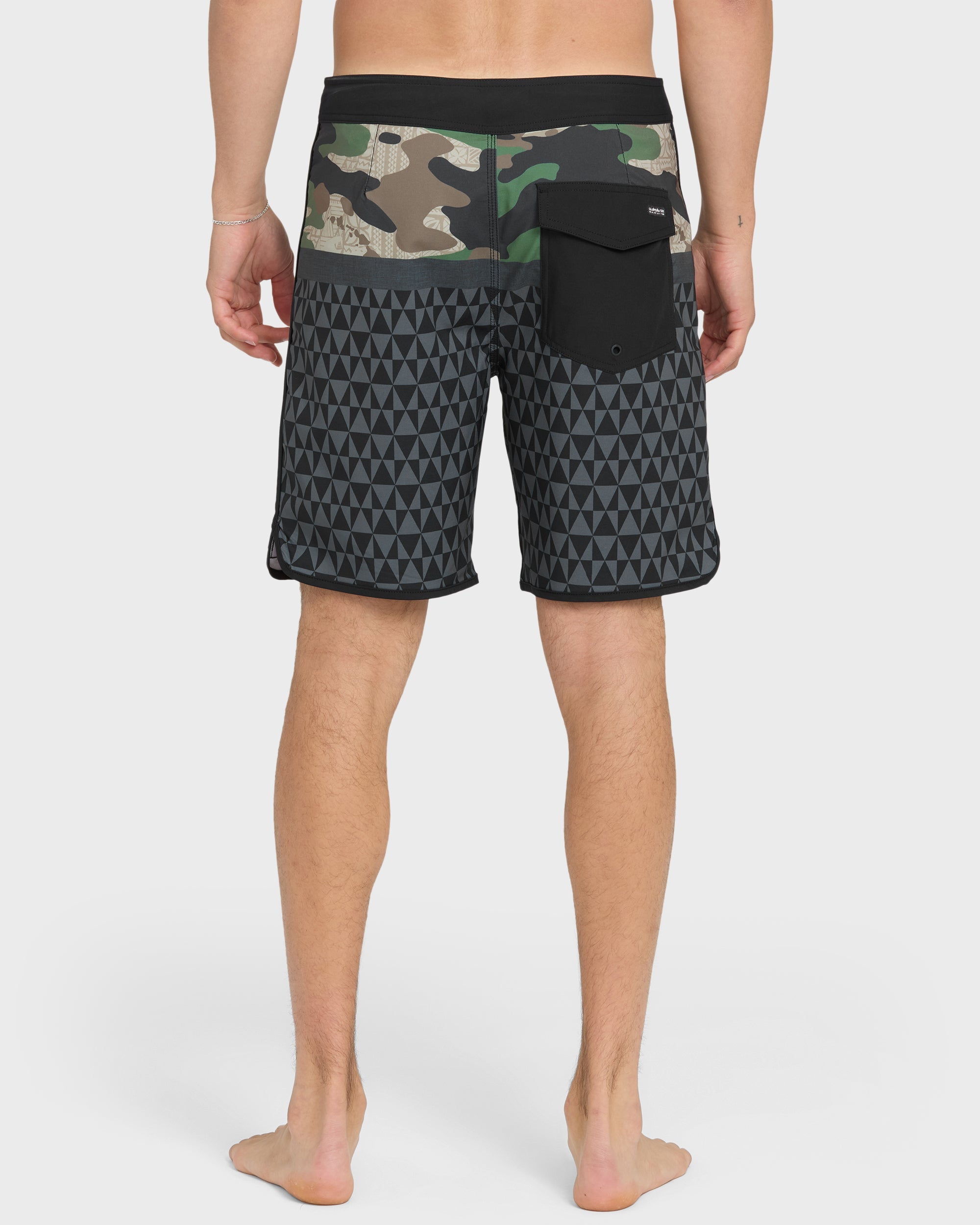 Surfsilk Hawaii Blockchild 19" Boardshorts - Camo