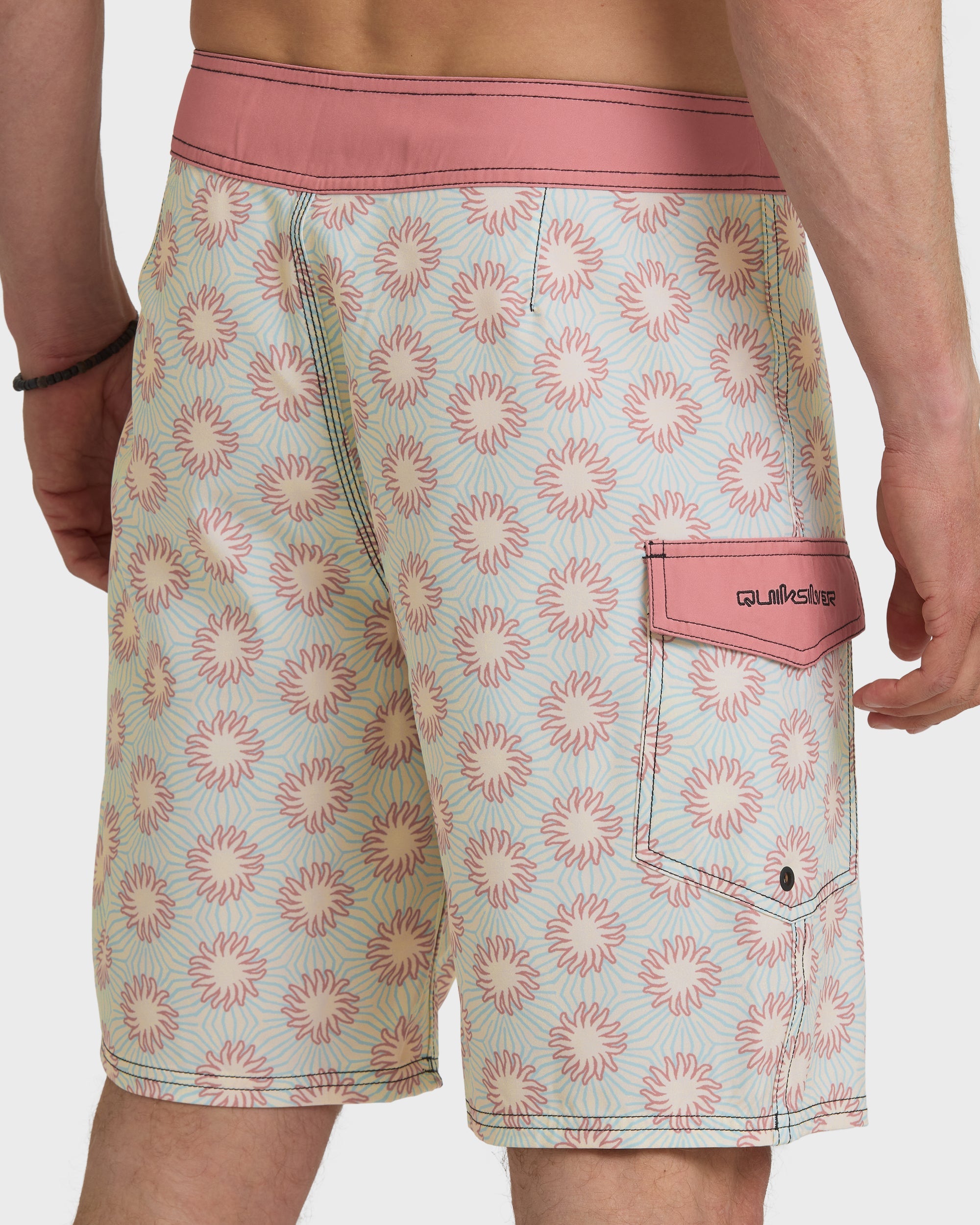 Ocean Mayhem 19" Boardshorts - Bone White