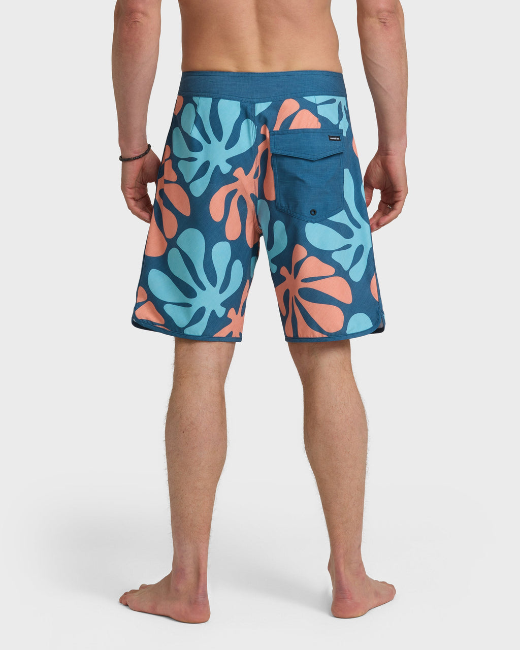SurfSilk Sol Tiles Scallop 19" Boardshorts - Dark Denim