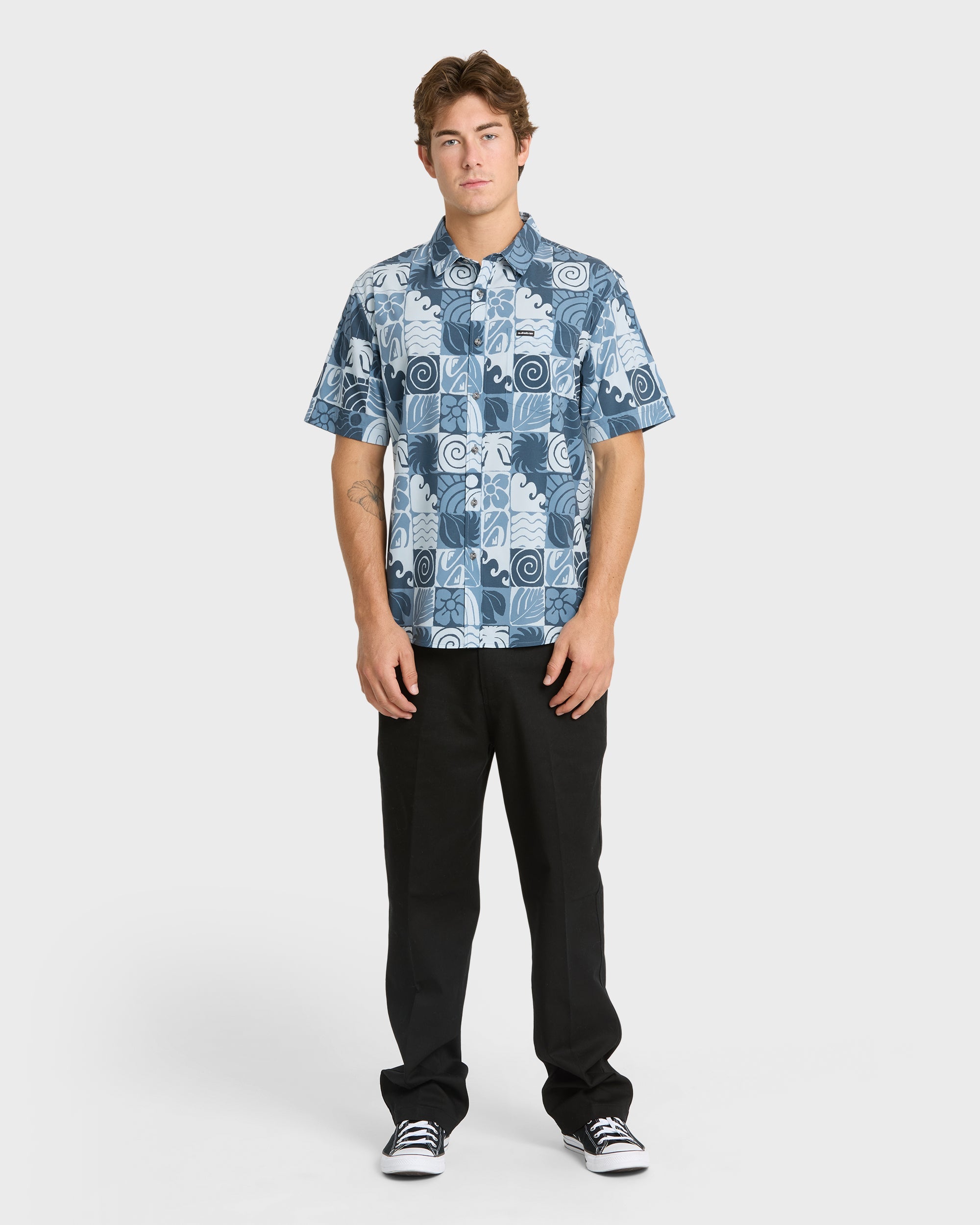 Earth Geo Classic Stretch Short Sleeve Woven Shirt - Quiet Harbor