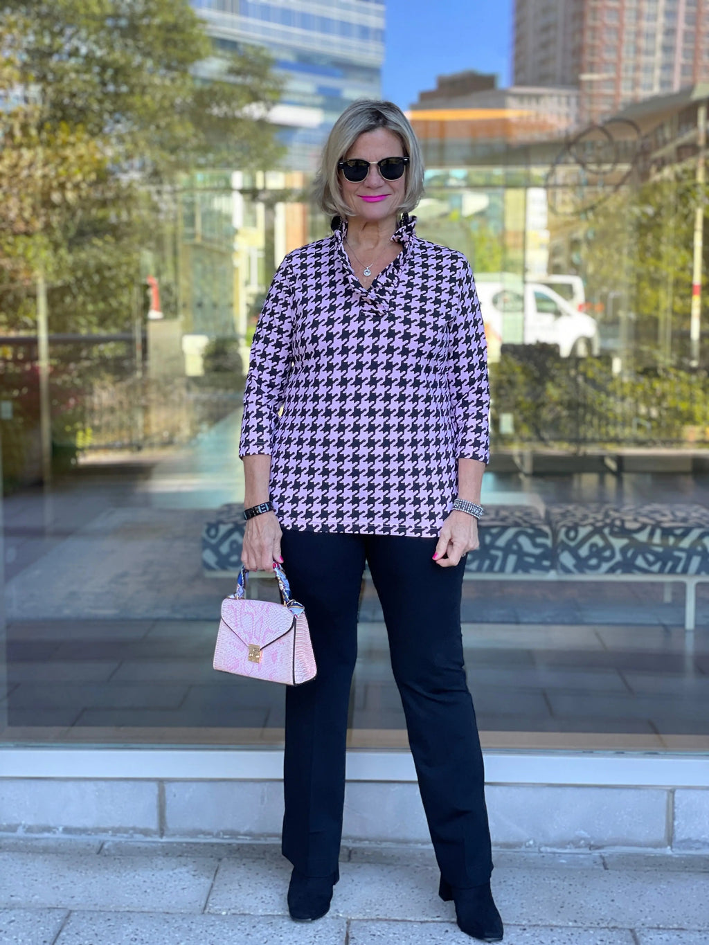 PINK HOUNDSTOOTH RUFFLE