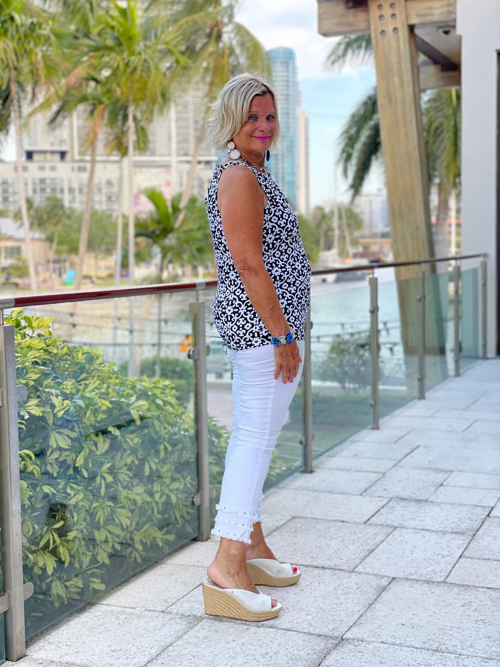 NAPLES DAY KEYHOLE TOP