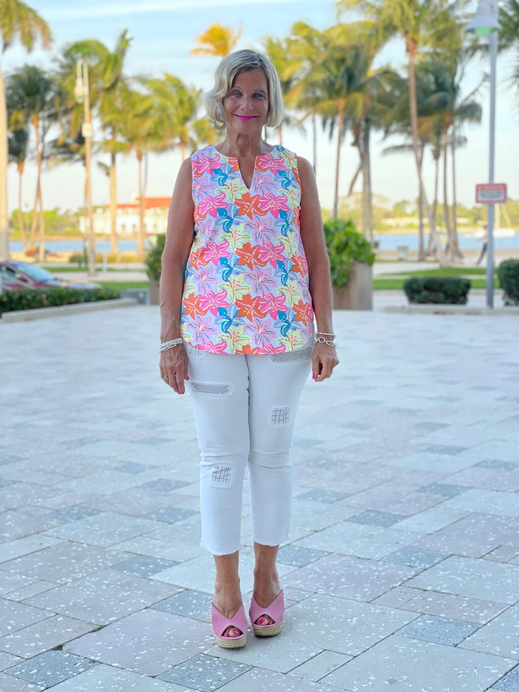 PALM BEACH GARDEN SLEEVELESS TOP