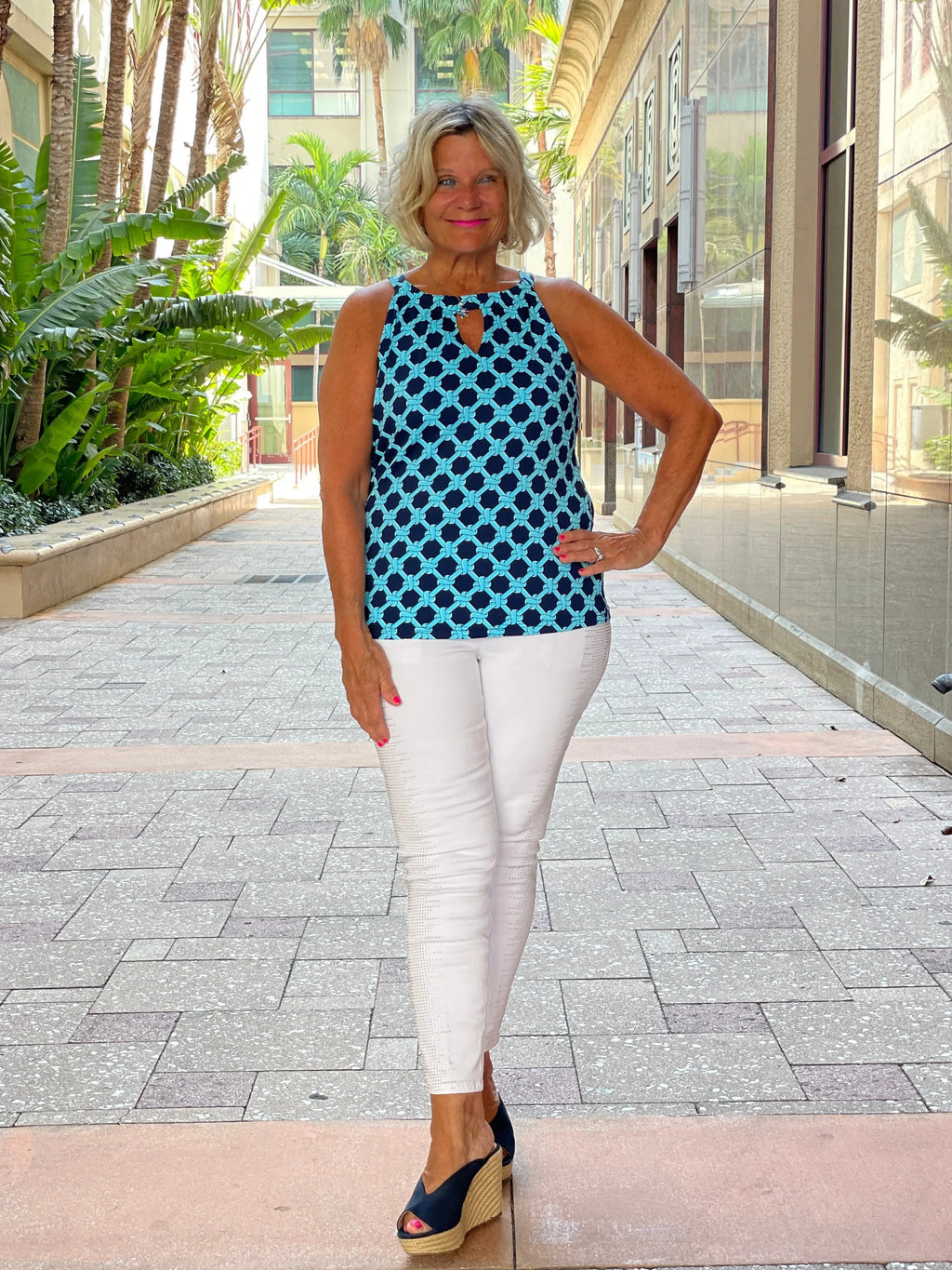 SEASIDE BLUE  KEYHOLE TOP